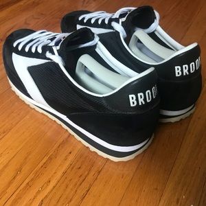 Brooks Vanguard